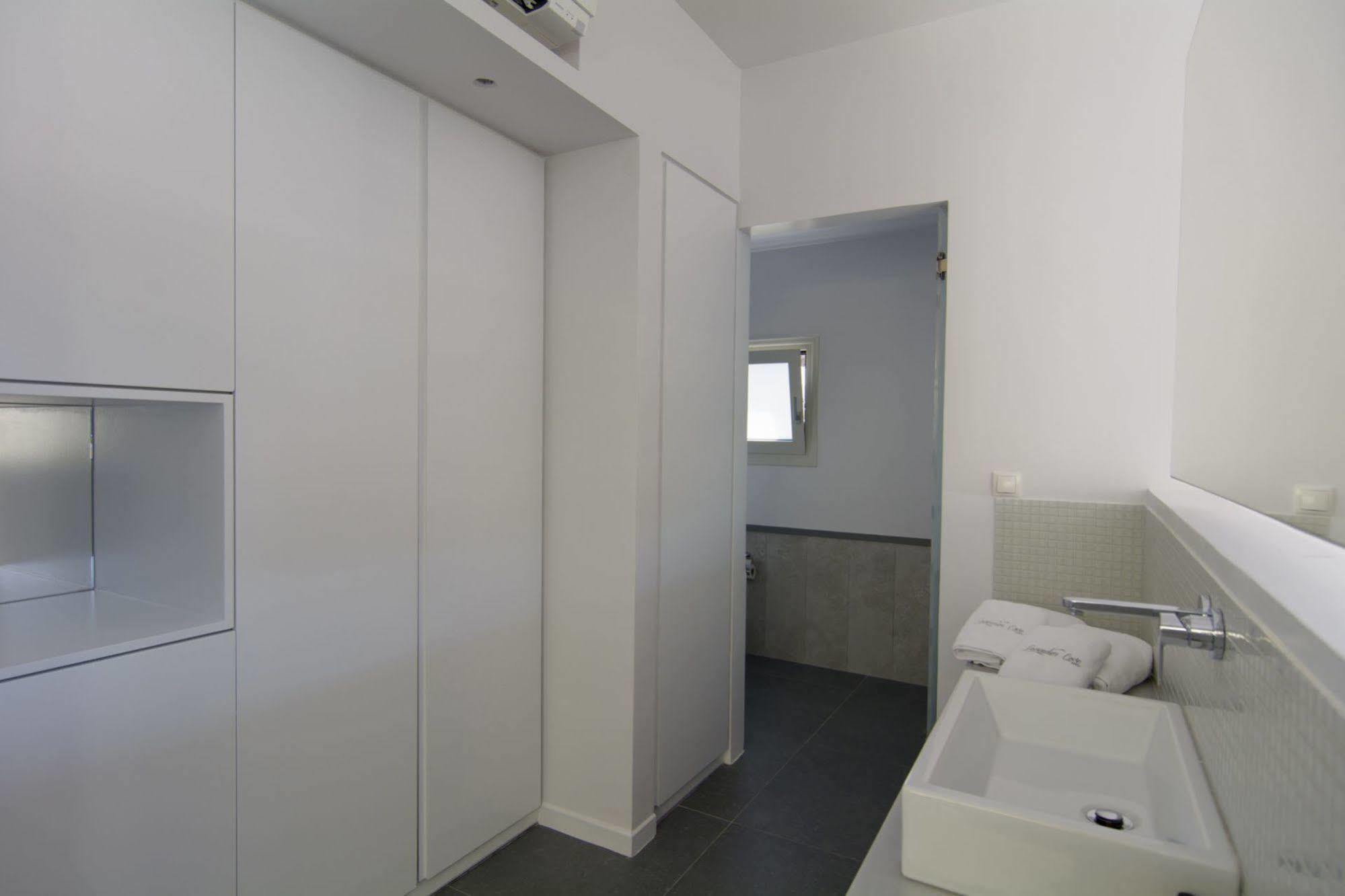 Aparthotel Lavender Cove à Kórfos Extérieur photo